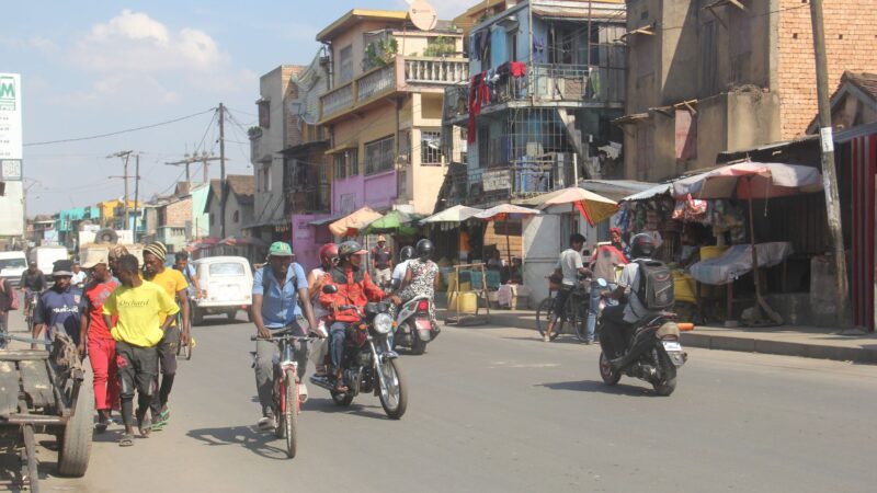 Madagascar : Les taxis-bicyclette à Antananarivo, une préoccupation pour la sécurité routière