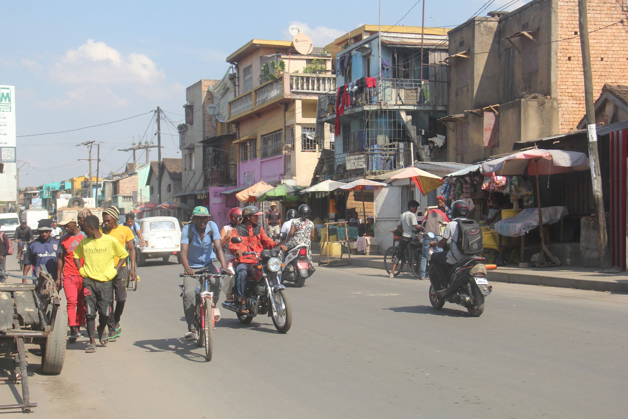 Madagascar : Les taxis-bicyclette à Antananarivo, une préoccupation pour la sécurité routière