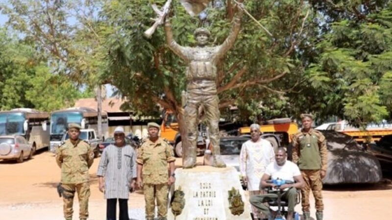 Burkina Faso : La gendarmerie nationale rend solennellement hommage à ses héros tombés pour la patrie