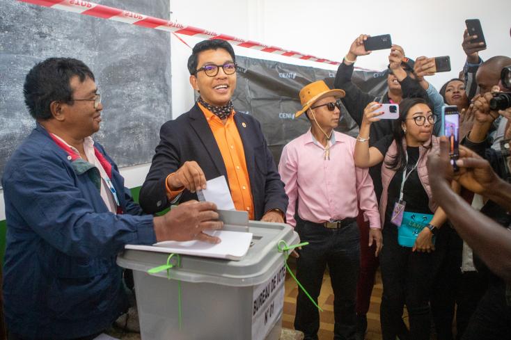 Madagascar : Andry Rajoelina en tête des élections, malgré les contestations grandissantes de l’opposition