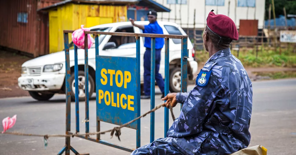 Sierra Leone : La police publie les photos et les noms de 34 fugitifs suite aux affrontements du dimanche à Freetown