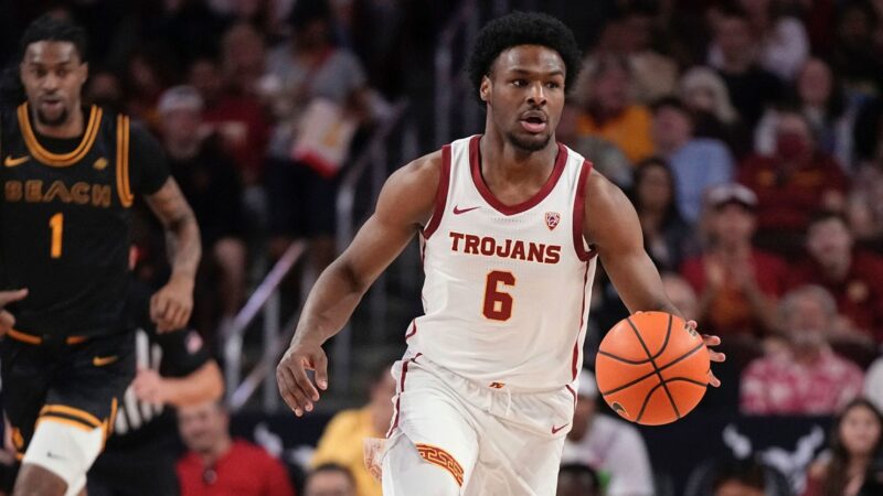 Basketball : Bronny James fait ses débuts triomphants en NCAA après un retour émotionnel sur le parquet
