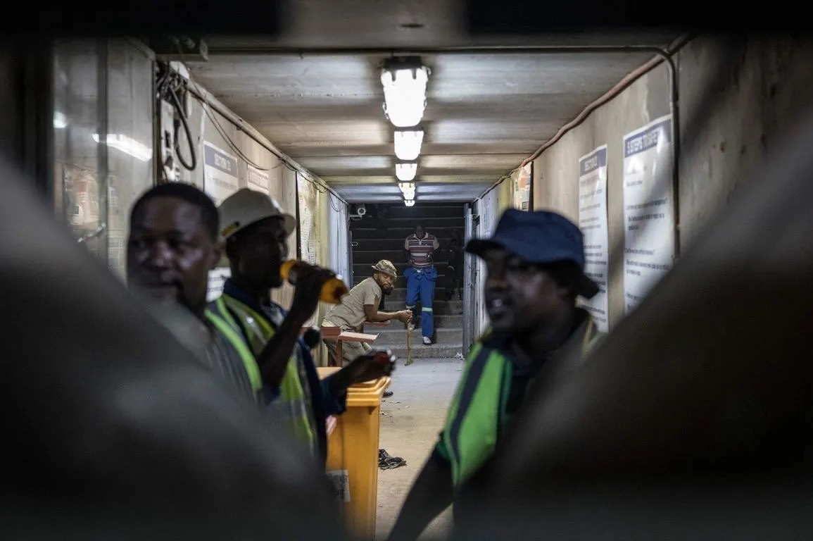 Afrique du Sud : L’occupation d’une mine de platine intensifie les préoccupations autour des conditions de travail
