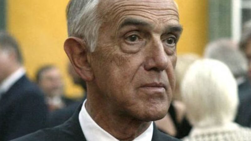États-Unis / L’inventeur des pistolets utilisés par le FBI est décédé : Qui était Gaston Glock, le sulfureux milliardaire qui s’est enrichi dans la vente d’armes ?