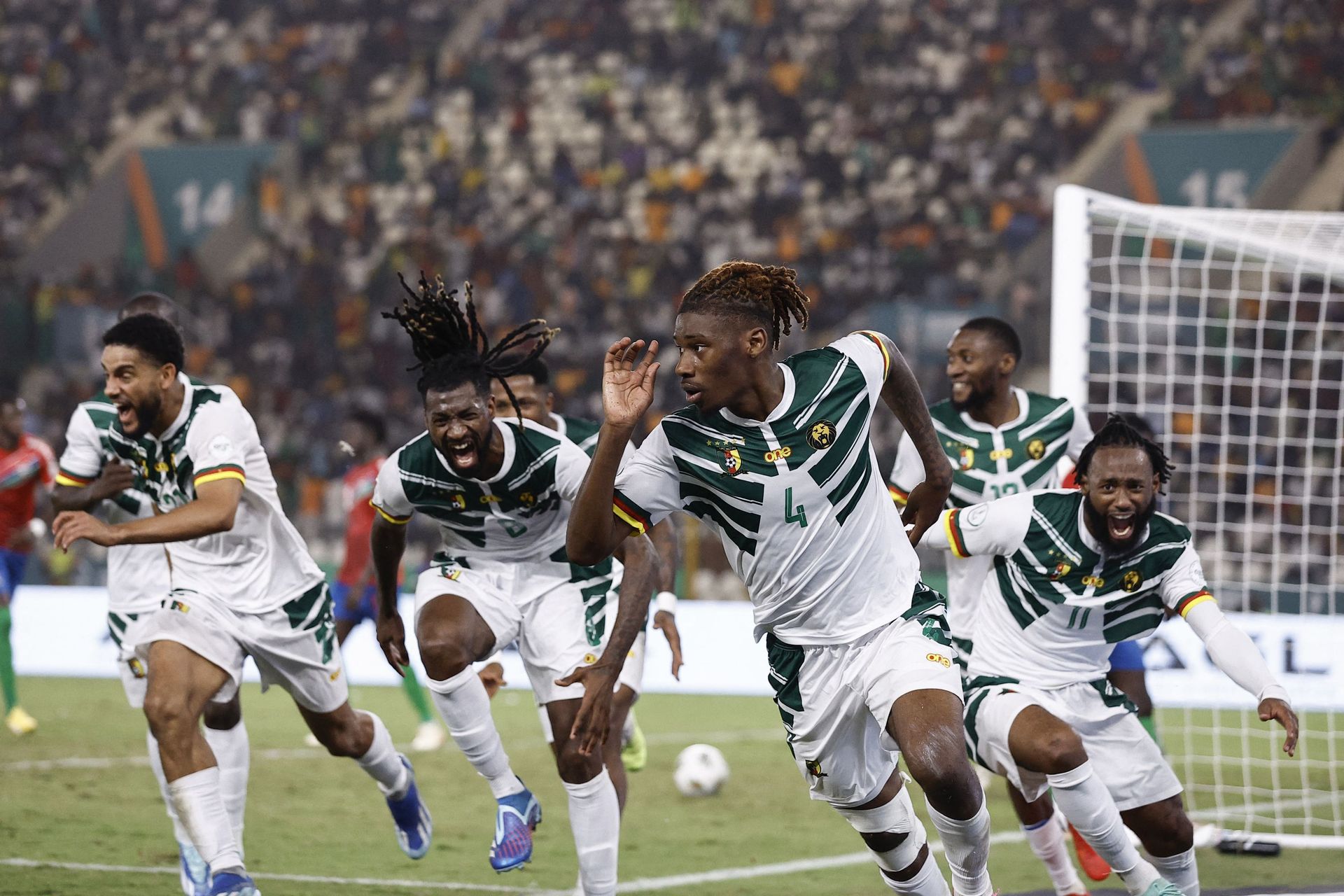 CAN 2023 : Le Cameroun se qualifie après un match dingue contre la Gambie, le Sénégal assure face à la Guinée