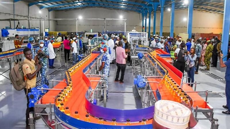 Au Burkina Faso, l’inauguration d’une usine de production de boissons à Orodara