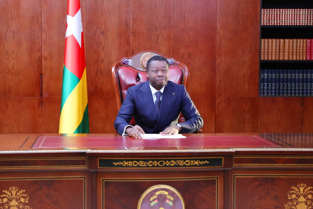 Togo : À quelques heures de l’indépendance, le Président Faure Gnassingbé gracie plus de 800 prisonniers