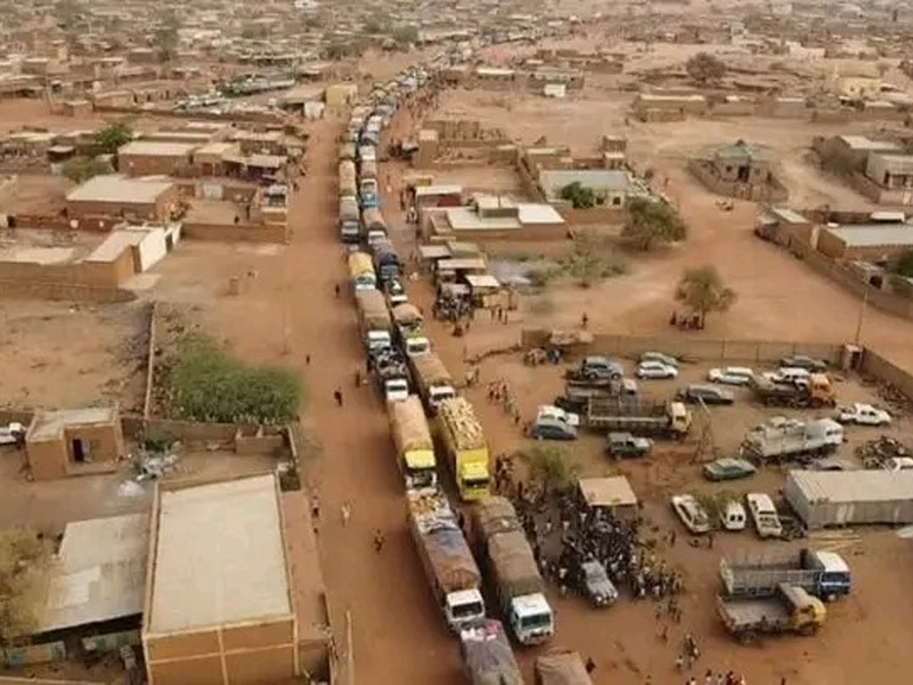 Burkina Faso/Djibo : Une opération de ravitaillement sous haute sécurité