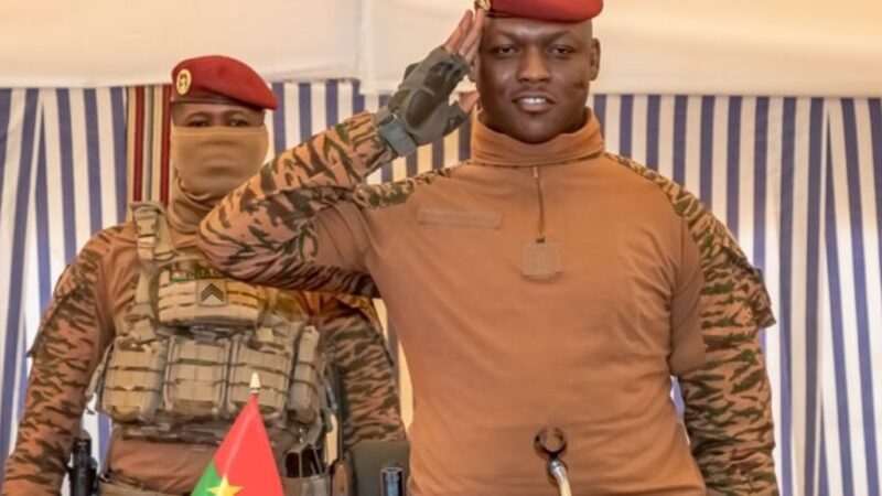 Burkina Faso : Capitaine Ibrahim Traoré, le chantre de l’unité et de la résilience nationale